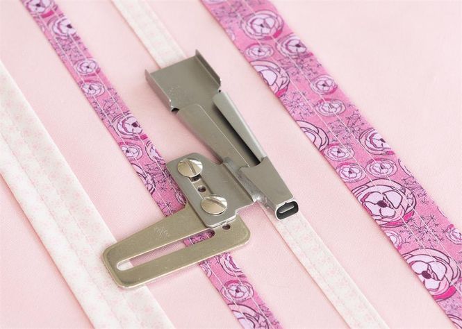 Hovedbilde Baby Lock Beltestroppbretter 3/4